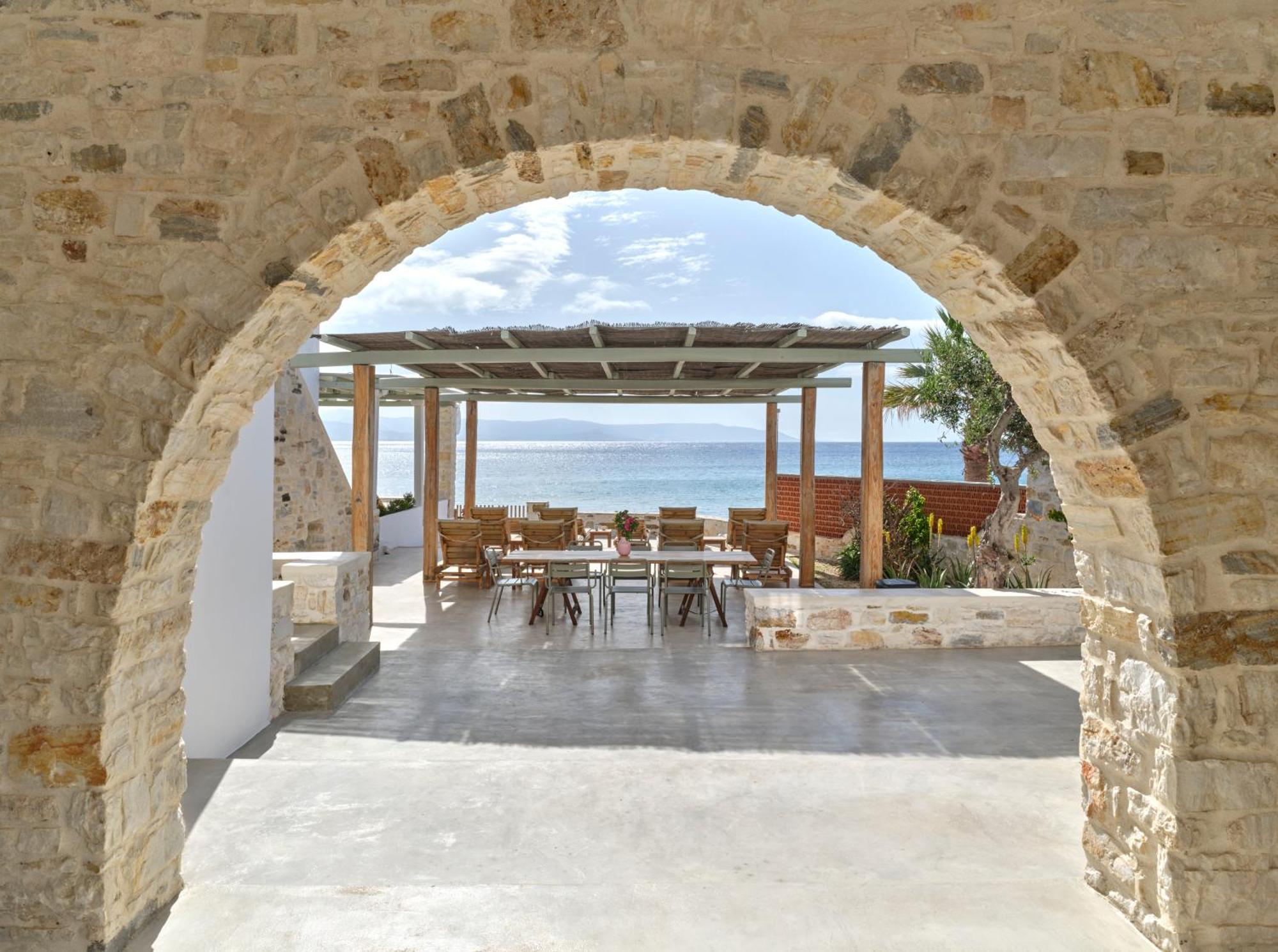 Magoo Suites Logaras Exterior foto